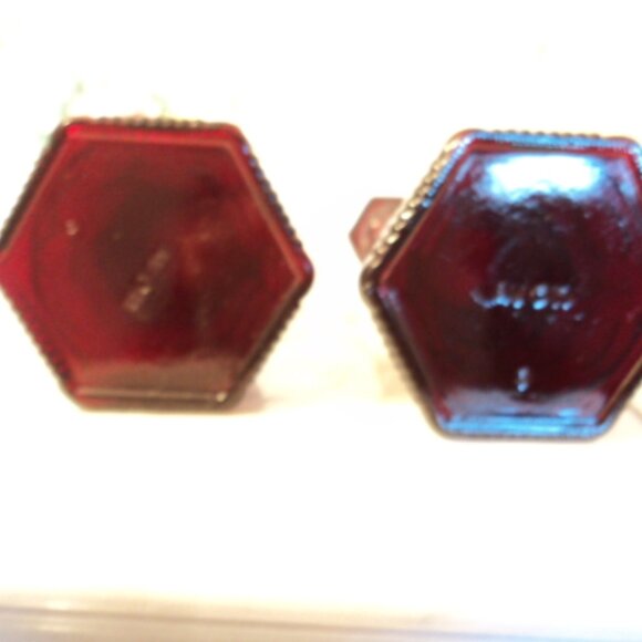 Avon Cape Cod ruby red candlestick holders - Picture 5 of 5